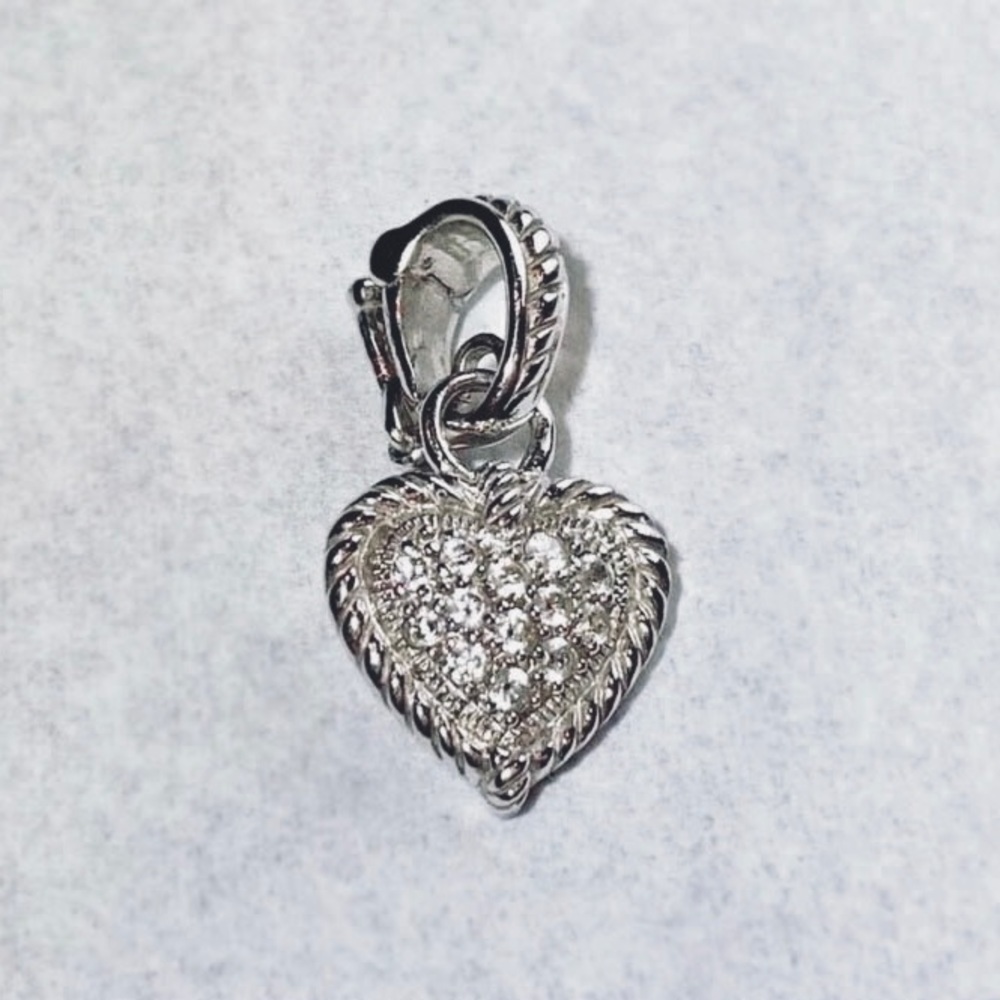 Vintage Judith Ripka Heart Pendant and Chain - Picture 10 of 16
